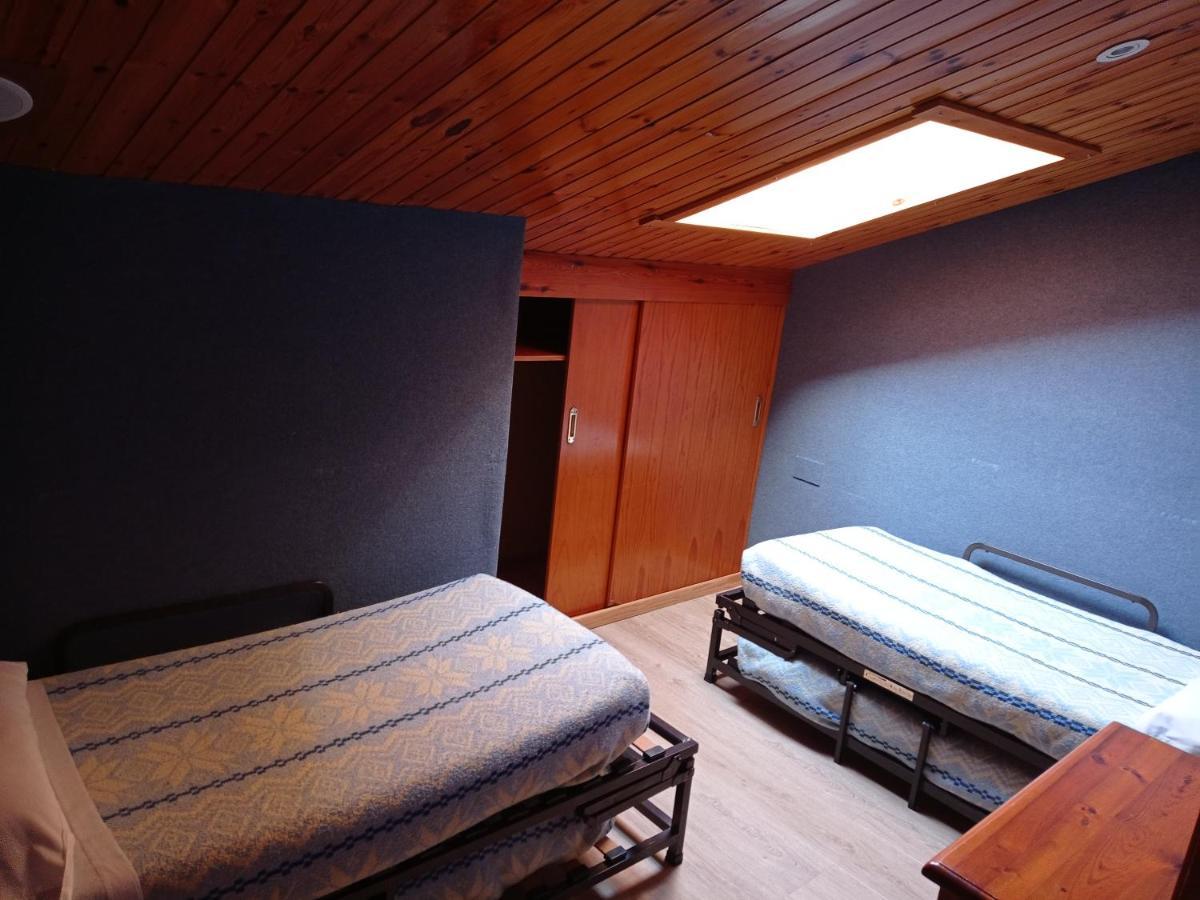 Alberg Residència Esportiva Els Isards La Molina  Esterno foto